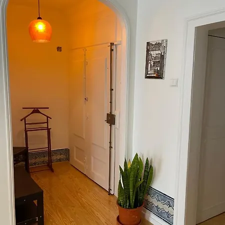 Apartment Beautiful Downtown Lisbon