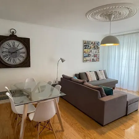 Beautiful Downtown Апартаменты