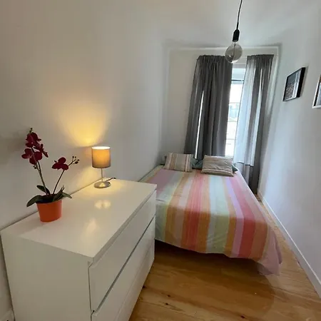 Beautiful Downtown Лиссабон