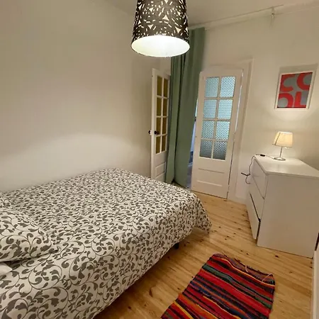 Beautiful Downtown *